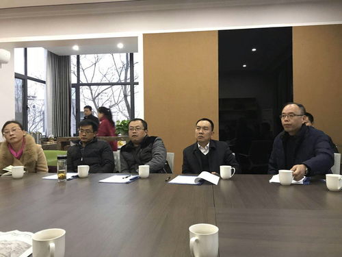 出土文獻與文學(xué)研究團隊召開工作會議暨重大項目結(jié)題推進會 聚焦教育項目與科研文獻的融合開發(fā)